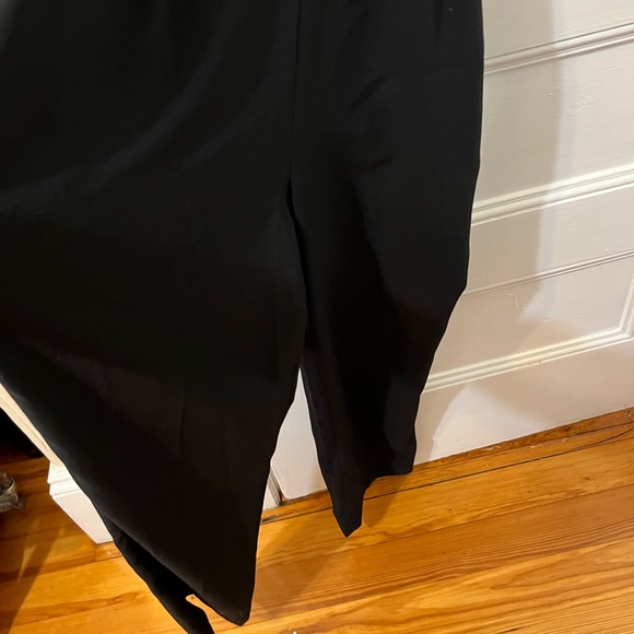 Banana Republic Factory Jumpsuit size 10 black sleeveless classy - Picture 2 of 5